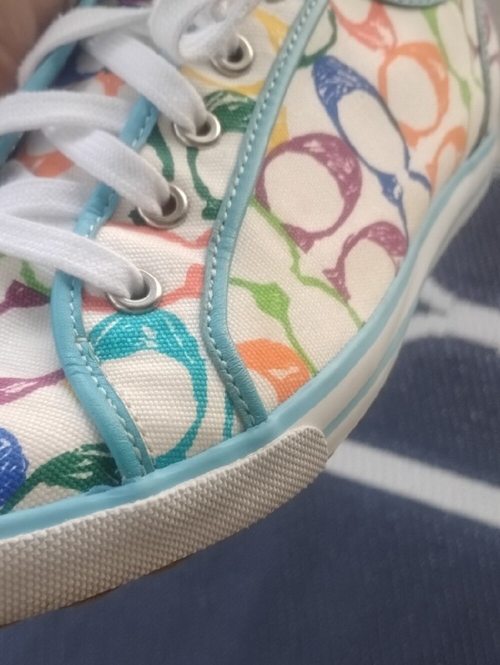 Coach Dawnell Signature Print Canvas Sneakers Size 10 - Picture 3 of 16